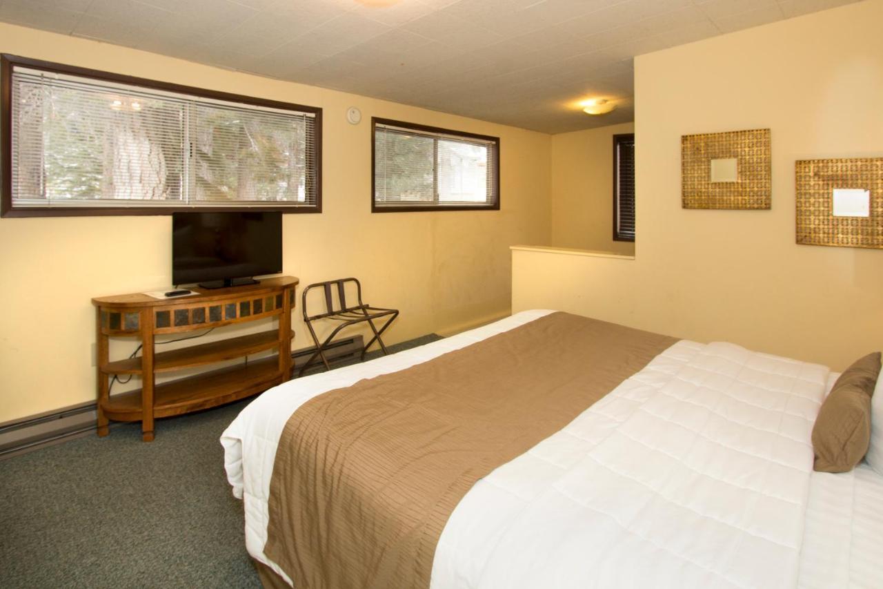 Holiday Haus Mammoth Lakes Exterior photo